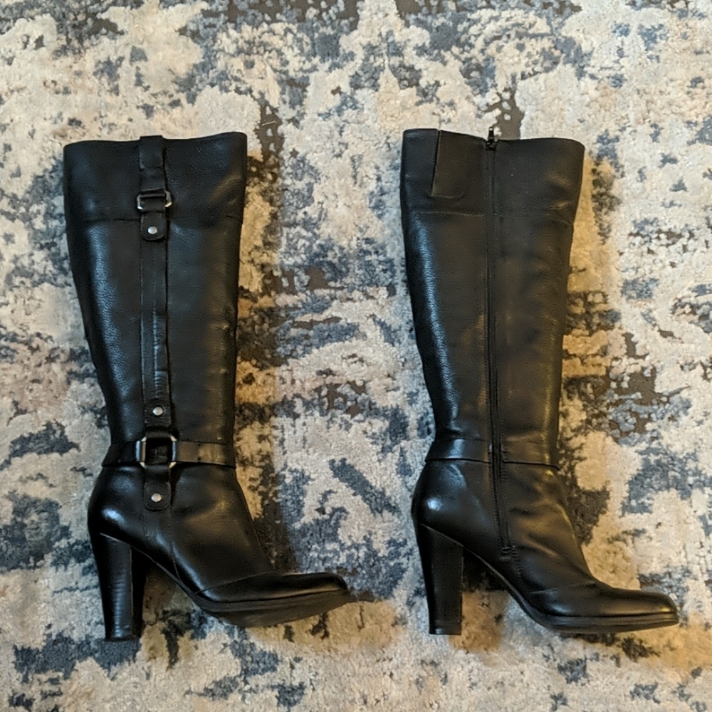 EUC Nine West knee high wide calf heeled boots